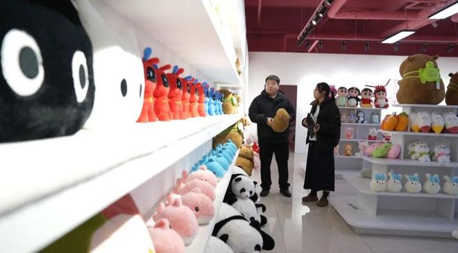 白沟新城毛绒玩具市场迎销售旺季高峰，创意与品质助推产业升级